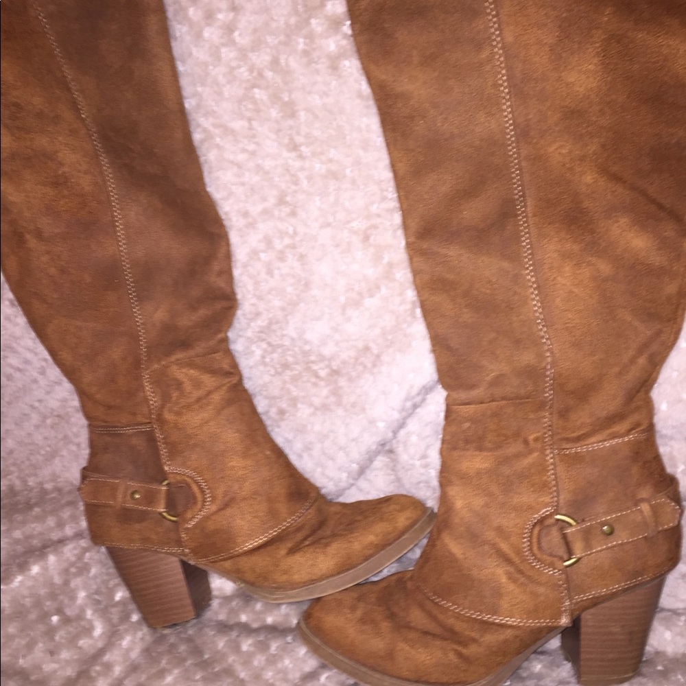 Buckle Boots